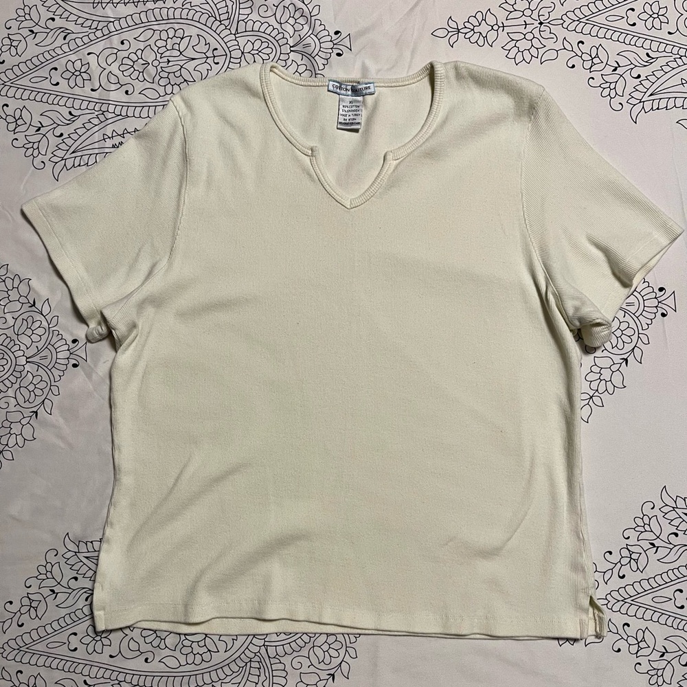 Cream V Neck Short Sleeve Tee